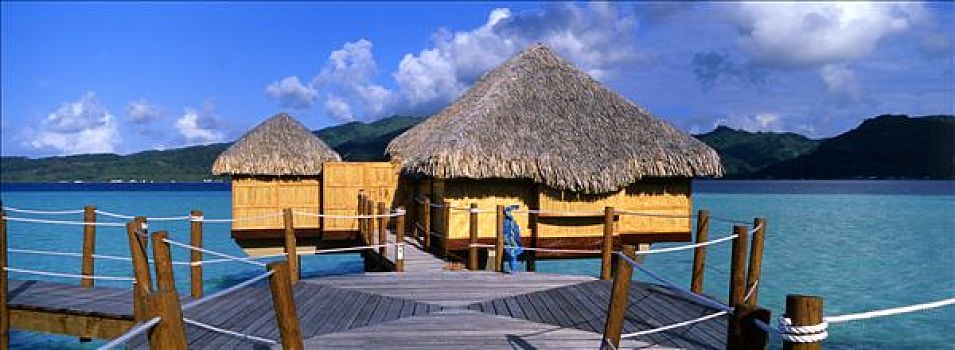 玻利尼西亚,小屋,蓝绿色海水,木板路