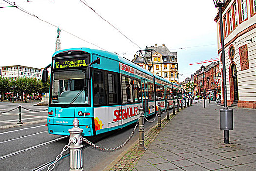 德国法兰克福的城市公交车
