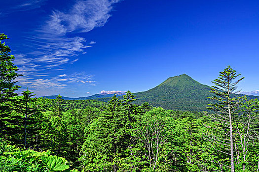 山,蓝天