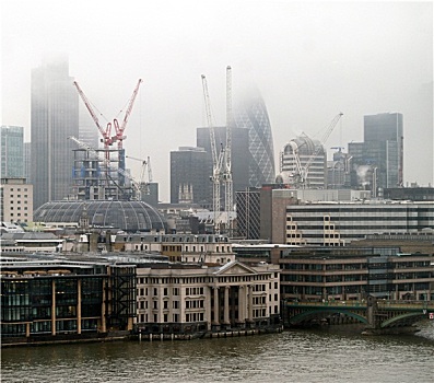 伦敦,雾