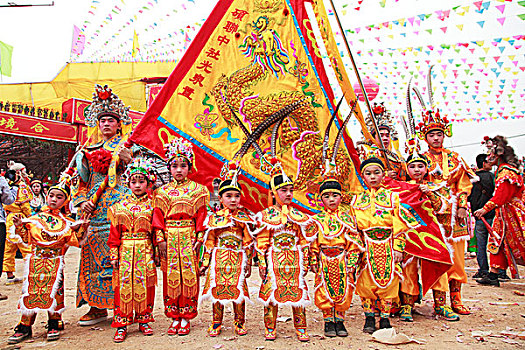 2013年春节广东揭东新亨镇民俗活动