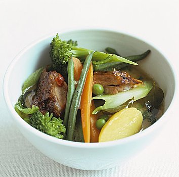 蔬菜汤,鸭肉