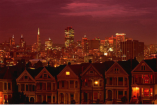 阿拉摩广场,夜晚,旧金山,加利福尼亚,美国