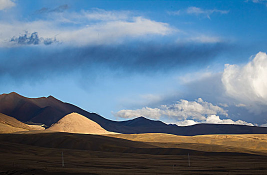 西藏阿里扎达土林