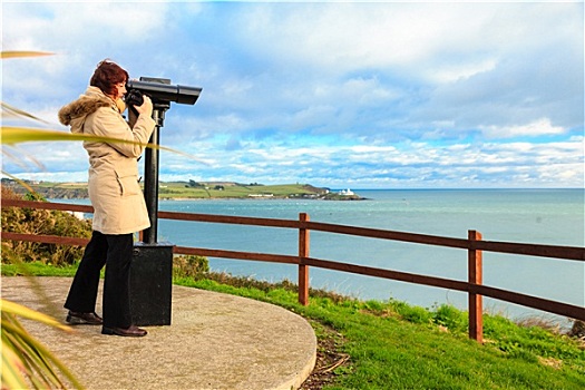 女人,看穿,观光,双筒望远镜,远眺,海洋