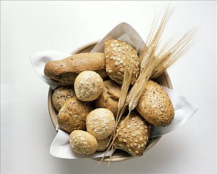 全麦卷,面包筐,玉米穗