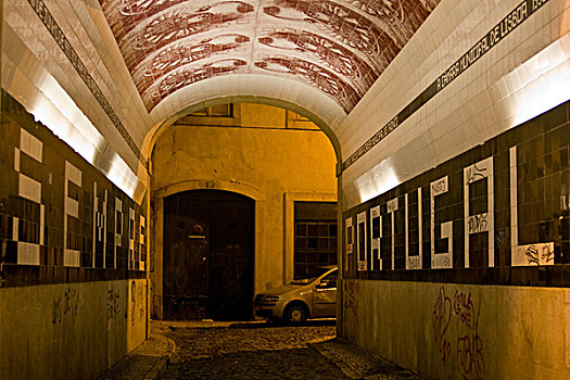 夜晚,画廊,铭刻,砖瓦,伽马,头像,里斯本,葡萄牙,十月,2006年