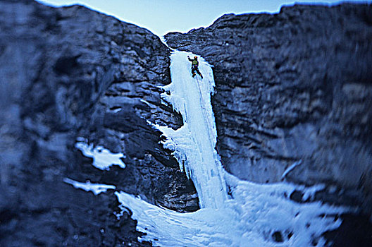 男人,攀登,冰瀑,灵异,河,艾伯塔省,加拿大