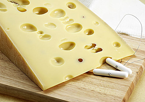 瑞士干酪,瑞士乳酪,牛奶