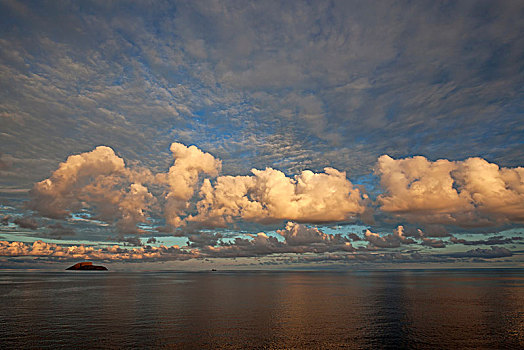 云,云体,上方,海洋,夜光,岛屿,亚速尔群岛,葡萄牙,欧洲