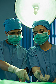 两个,女性,外科,表演,外科手术,手术室,印度