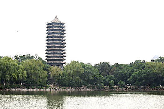 北京大学的塔