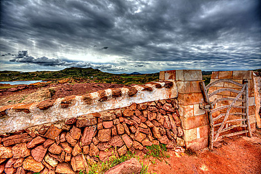 砖石建筑,红色,石墙,米诺卡岛,栅栏,门,巴利阿里群岛