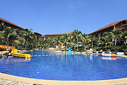 酒店游泳池