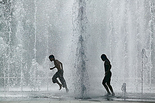 孩子,玩,喷泉,蒙彼利埃,朗格多克-鲁西荣,法国