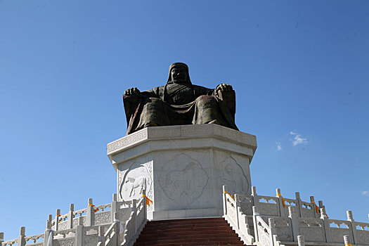 内蒙古西乌珠穆沁旗,佛教圣地乌兰五台