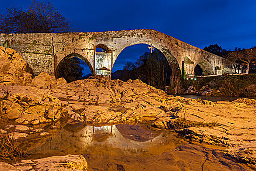 黃昏,罗马桥