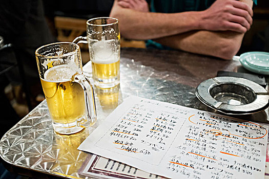 男人,享受,啤酒,东京