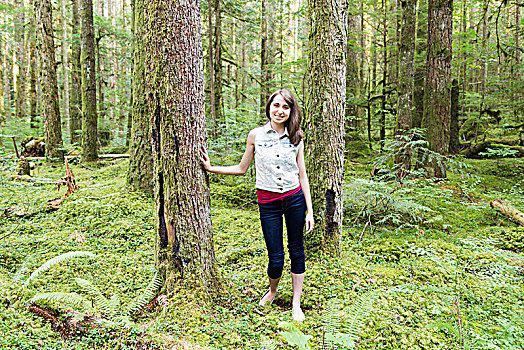 头像,少女,倚靠,树,树林,不列颠哥伦比亚省,加拿大