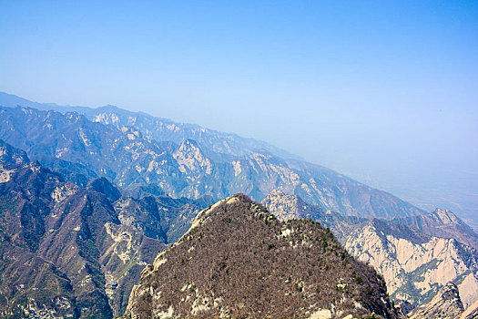 华山春日盛景