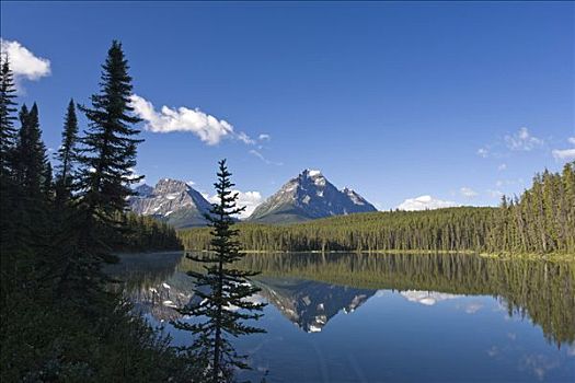 漩涡,顶峰,山,湖,碧玉国家公园,艾伯塔省,加拿大
