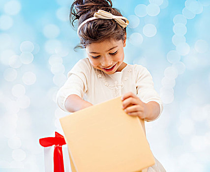 休假,礼物,圣诞节,孩子,人,概念,微笑,小女孩,礼盒,上方,蓝色,背景