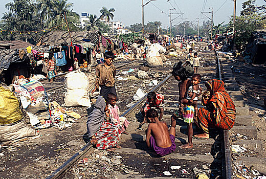 孩子,玻璃,大理石,轨道,正面,大,贫民窟,生活方式,加尔各答,城市,印度