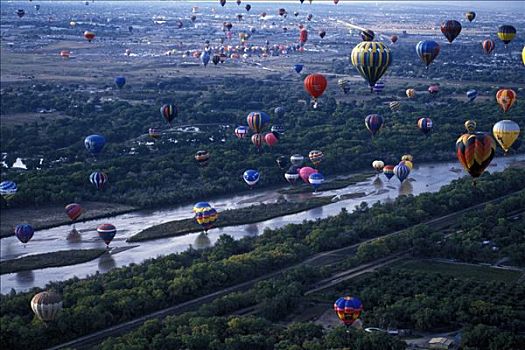 热气球,飞跃,城市,阿布奎基,新墨西哥,美国