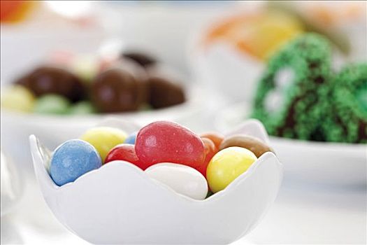 品种,糖果,复活节彩蛋,甜食,瓷碗