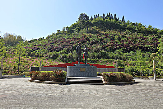 井冈山,茅坪,毛泽东贺子珍雕像