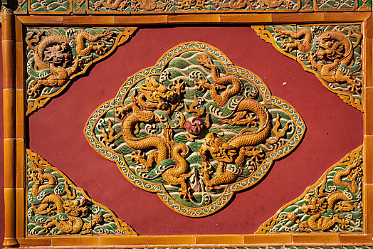 中国皇家古建筑龙纹壁画
