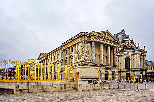 法国凡尔赛宫建筑外景远拍
