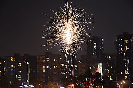 中国传统节日的烟花