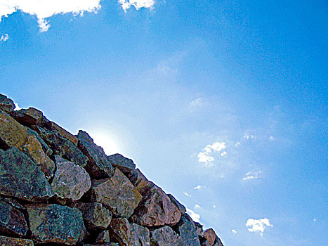 蒙古族祈福用的石堆