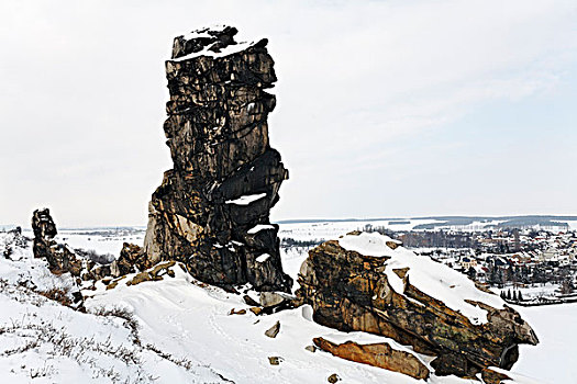 崎岖,怪诞,石头,雪,排列,北方,哈尔茨山,萨克森安哈尔特,德国,欧洲