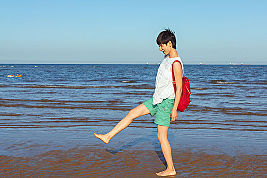 海边的女孩