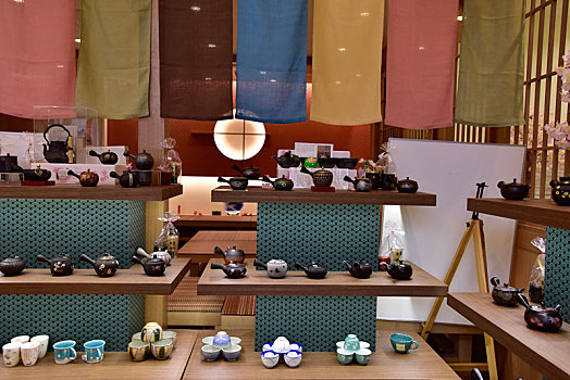 日式风格的茶具店