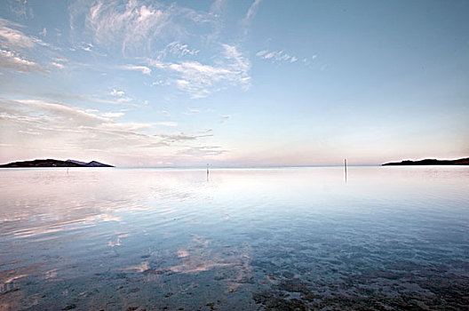安靜,湖