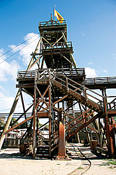矿场建筑