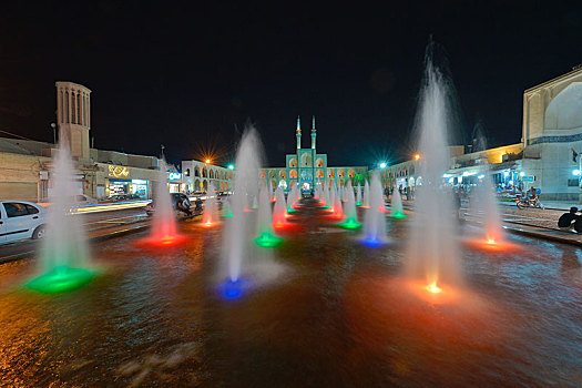 亚兹德喷泉广场