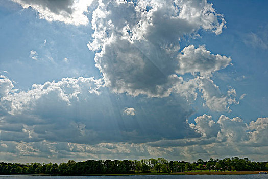 云,上方,梅克伦堡,湖区,梅克伦堡前波莫瑞州,德国,欧洲
