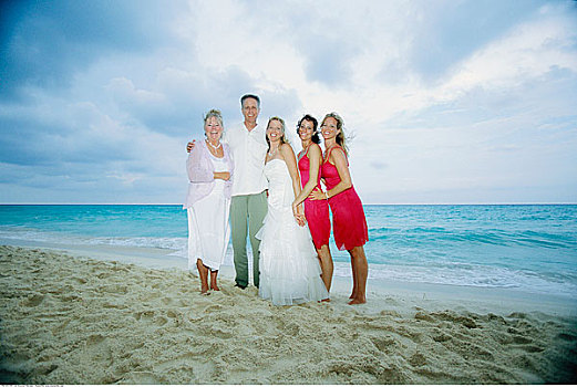 肖像,新娘,姐妹,父母,海滩