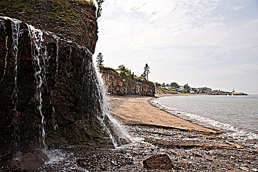 圆石滩,瀑布,靠近,岸边,芬地湾,新斯科舍省,加拿大
