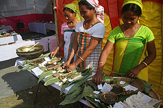 女人,种族,展示,传统食品,竞争,节日,印度,阿萨姆邦,一月,2009年