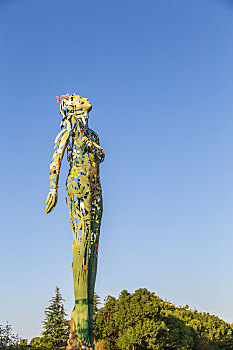 中国江苏苏州阳澄湖畔花仙子雕塑特写