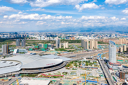 俯瞰乌鲁木齐新客站全景