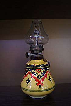 土耳其特色瓷器,煤油灯