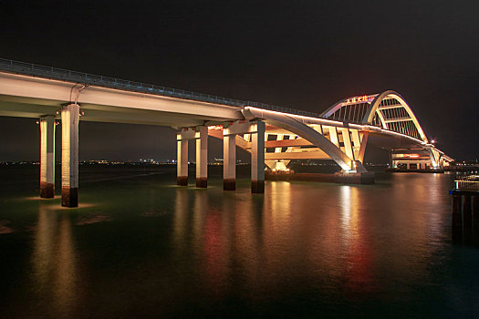 厦门五缘湾五缘大桥夜景