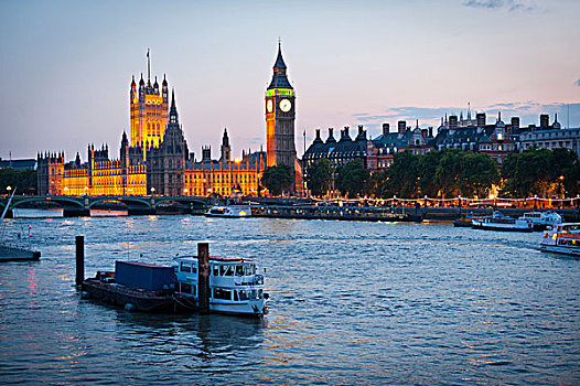 泰晤士河,大本钟,议会大厦,威斯敏斯特宫,伦敦,英格兰,英国,欧洲