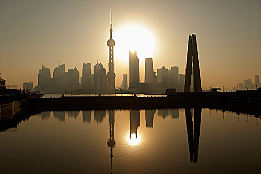 上海,天际线,英雄,战争纪念碑,前景,反射,水中,中国
